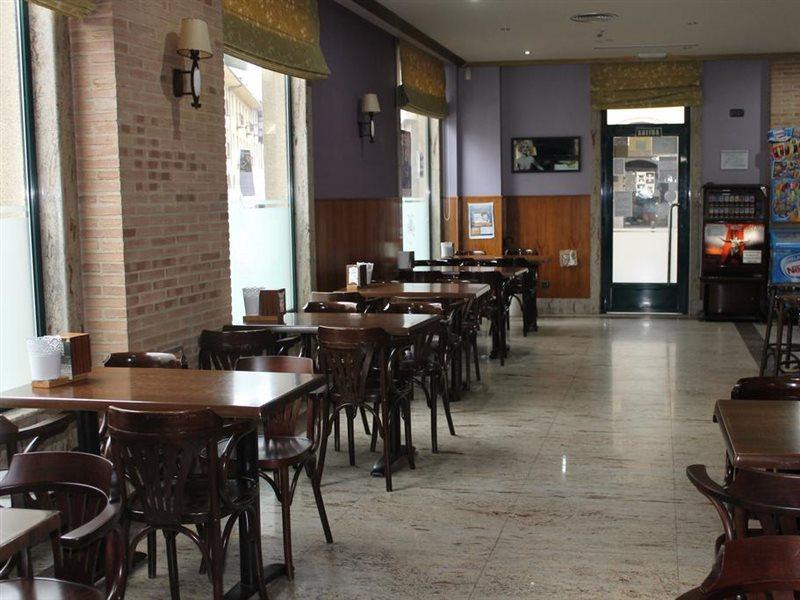 Hotel El Castillo Ponferrada Bagian luar foto