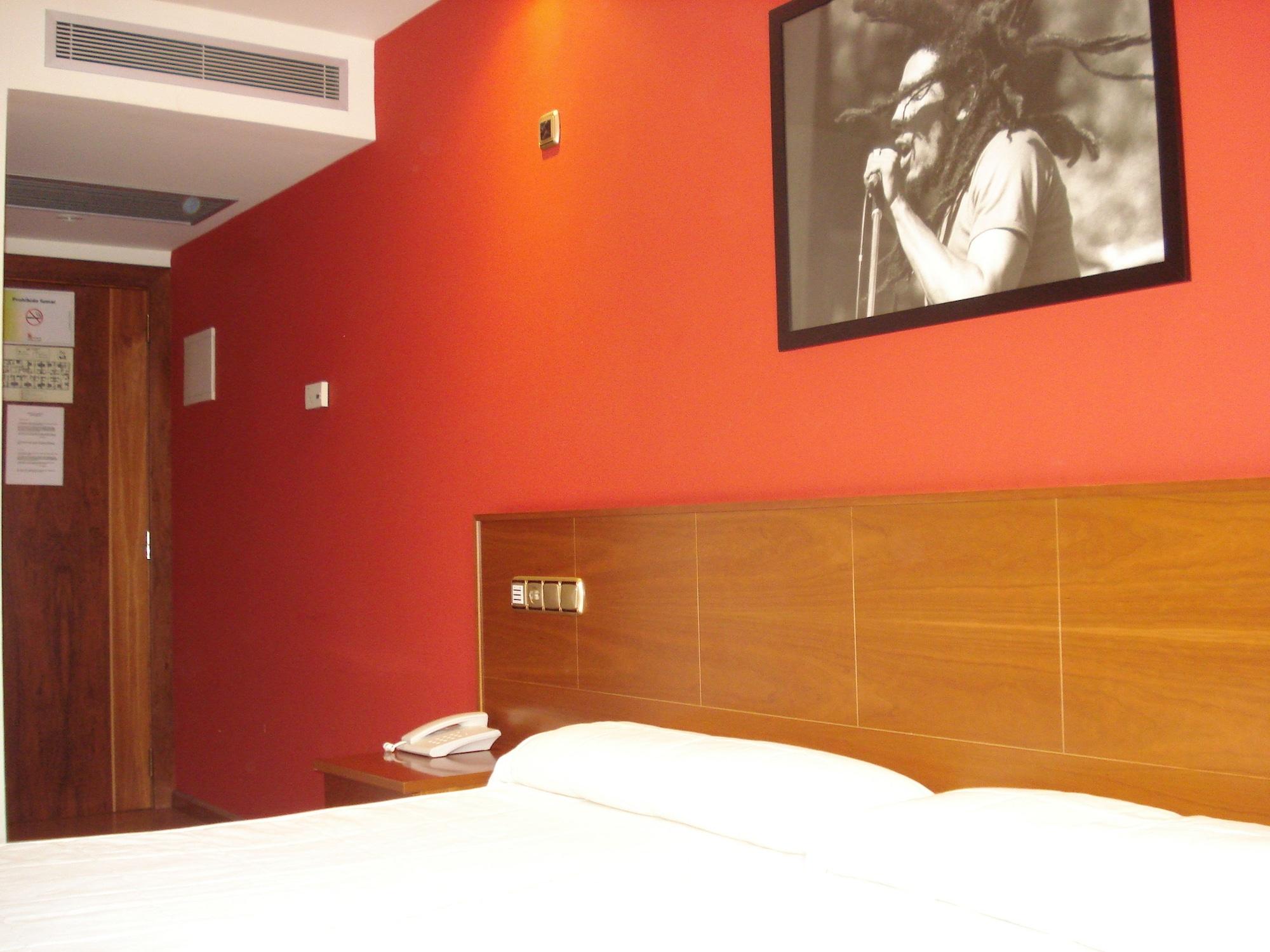 Hotel El Castillo Ponferrada Bagian luar foto