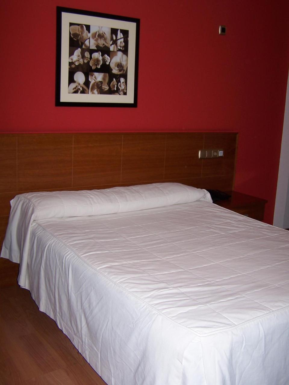 Hotel El Castillo Ponferrada Bagian luar foto